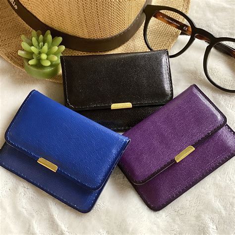 All Wallets and Small Leather Goods for Women .